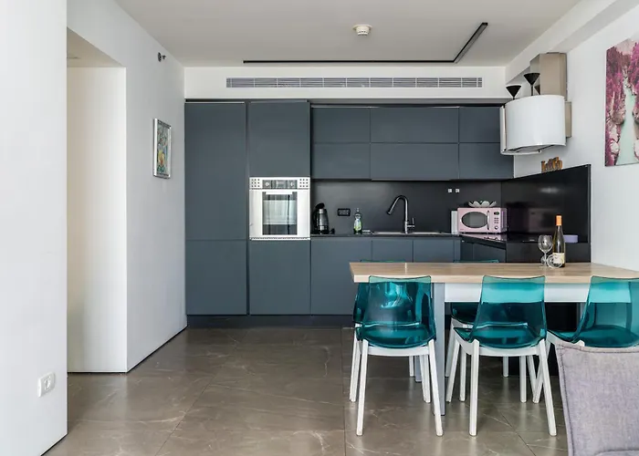 Netanya Seaview Aparthotel
